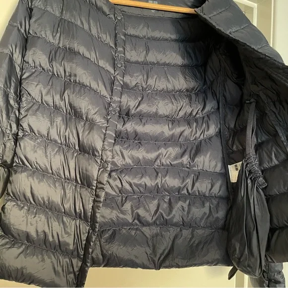 HOST PICK⭐️Ultra Light Duck Down Jacket-Packable 🤍Navy - Picture 7 of 12